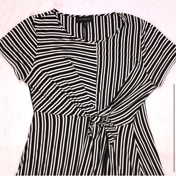 Lane Bryant tie front striped dress. Size 14/16. - Picture 8 of 8